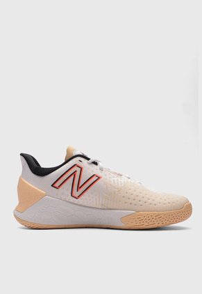 Tenis new balance Fresh Foam Lav Marfil