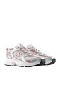 Tenis New Balance 530 Mujer-Rosa de New Balance