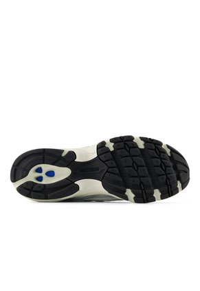 Tenis Lifestyle Unisex 740 New Balance U7402EL