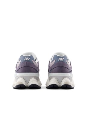 Tenis Lifestyle Unisex 9060 New Balance U9060528