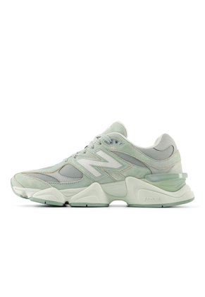 Tenis Lifestyle Unisex 9060 New Balance U90608Z4
