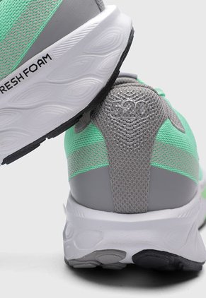Tenis new balance 520 Verde