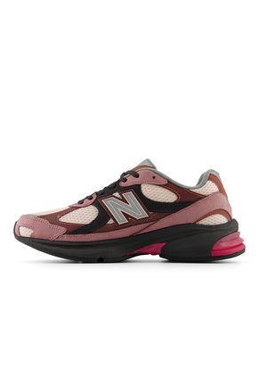 Tenis Lifestyle Unisex U2010V1 New Balance U20109FV
