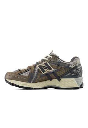 Tenis Lifestyle Unisex U1906AV1 New Balance U19066U8