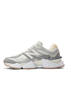 TENIS NEW_BALANCE UNISEXO U9060AUB 9060 Talla 7.5
