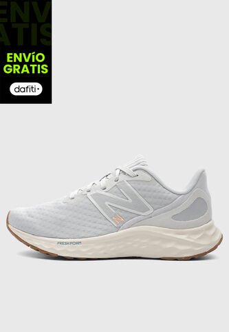 Tenis new balance Fresh Foam Arishi V4 Azul Claro New Balance