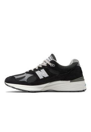 Tenis Lifestyle Unisex Made In UK 991 V2 New Balance U991BK2