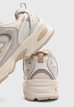 Tenis Lifestyle new balance 530 Beige Claro