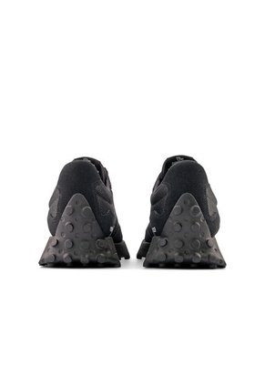 Tenis New Balance 327 Hombre-Negro/Negro