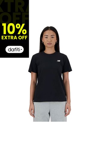 Camisa Deportiva New Balance Original Essentials Negro Mujer New Balance