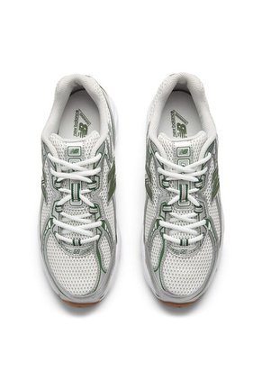 TENIS NEW_BALANCE UNISEXO U740SF2 740 Talla 7