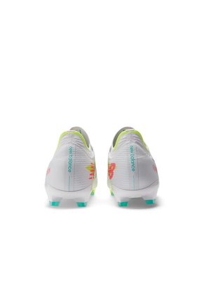 New Balance Guayos New Balance HombeFuron Pro FG V7+- Blanco-Amarillo Guayos