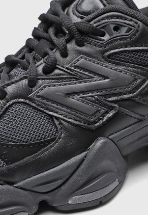 Tenis New Balance 9060 Negro