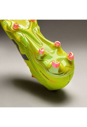 Guayo New Balance Hombre Tekela Elite Low Laced FG V5 1ST