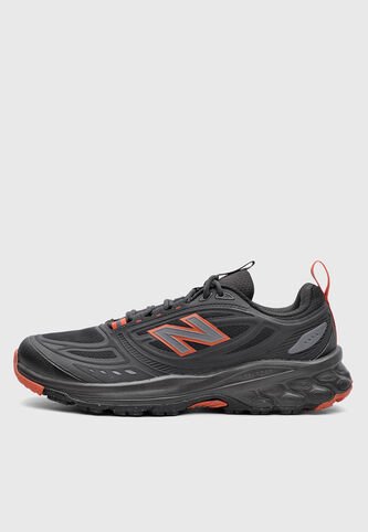 Tenis Trail new balance Fresh Foam 410 V9 Negro New Balance