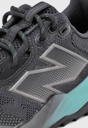Tenis de Senderismo Negro-Turquesa-Violeta new balance DynaSoft Nitrel V6