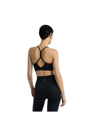 Top Deportivo New Balance Original Ess Yoga Negro Para Mujer
