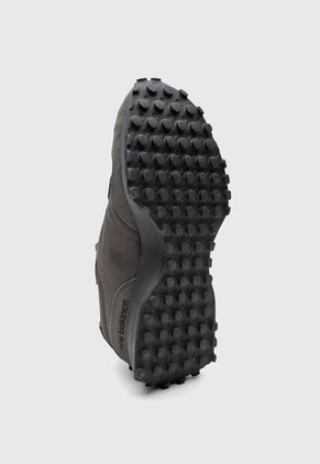 Tenis Lifestyle new balance 327 Marrón