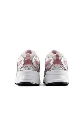 Tenis Lifestyle Unisex 530 New Balance U53022Q