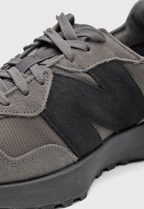 Tenis Lifestyle new balance 327 Marrón