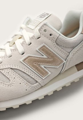 Tenis Lifestyle Beige-Dorado-Taupé New Balance 373