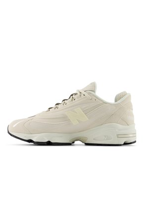 Tenis Lifestyle Unisex 1000 New Balance U100080P