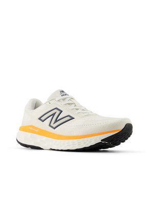 Tenis New Balance Fresh Foam X Evoz V4 Mujer-Blanco/Naranja