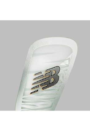 Canilleras New Blance Unisex Furon Pro Slip Guard -Blanco