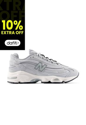 Tenis Deportivo NewBalance Original 1000 Running Gris Unisex