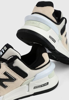 Tenis Lifestyle Beige-Negro-Verde-Blanco New Balance 997