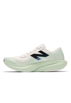 Tenis New Balance Fuelcell Rebel V4 Hombre-Verde/Blanco