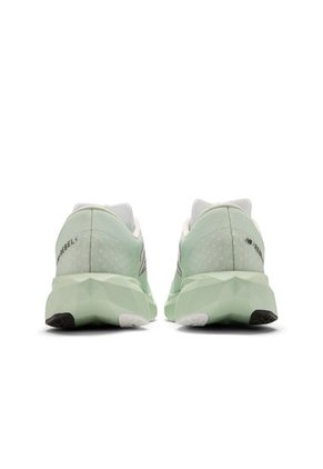 Tenis New Balance Fuelcell Rebel V4 Hombre-Verde/Blanco