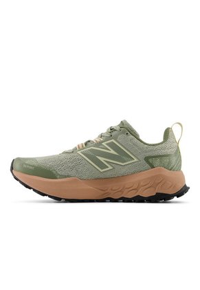 Tenis New Balance Fresh Foam X Garoé V2 Mujer-Verde