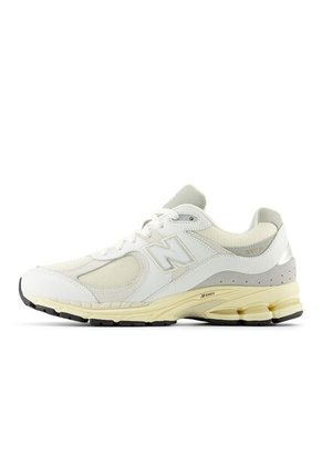 Tenis Deportivos New Balance Original 2002R Blanco Hombre