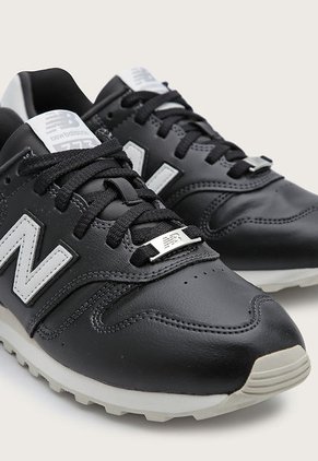 Tenis Lifestyle Negro-Beige-Blanco New Balance 373
