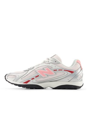 Tenis Lifestyle Unisex 204L New Balance U204L283