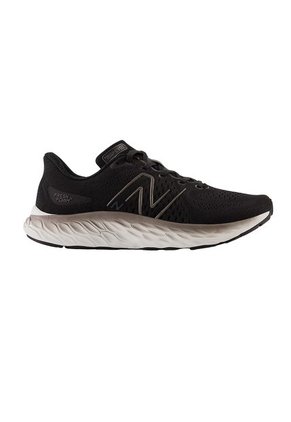 Tenis New Balance Fresh Foam X Evoz V3-Negro