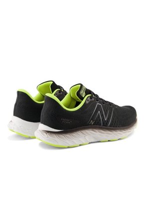 Tenis New Balance Fresh Foam X Evoz V3-Negro