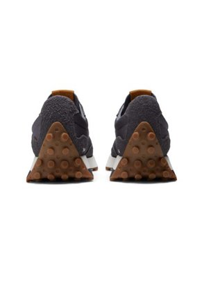 Tenis New Balance 327 Color Gris Para Mujer