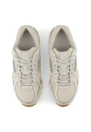 TENIS NEW_BALANCE UNISEXO U7407KF 740 Talla 6