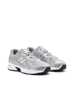 TENIS NEW_BALANCE UNISEXO U740SG2 740 Talla 8.5