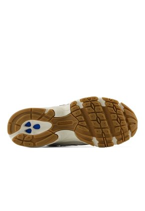 TENIS NEW_BALANCE UNISEXO U7407KF 740 Talla 6