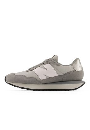 TENIS NEW_BALANCE MUJER W2373Z8 237 Talla 9