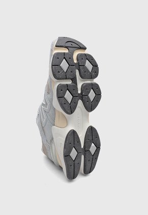 Tenis Lifestyle new balance 9060 Gris