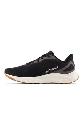 TENIS NEW_BALANCE MUJER WARISEK4 WARIS Talla 7