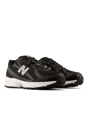 TENIS NEW_BALANCE UNISEXO U7402B2 740 Talla 5.5