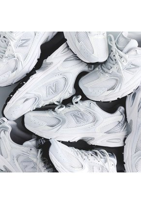 TENIS NEW_BALANCE UNISEXO MR530EMA 530 Talla 7.5