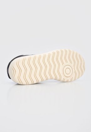 Tenis Lifestyle Negro-Beige New Balance 302