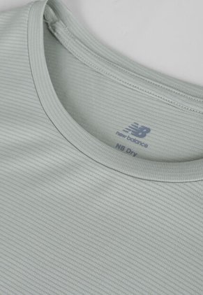 Camiseta new balance Sport Essentials Verde