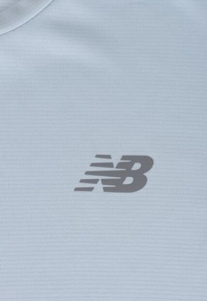 Camiseta new balance Sport Essentials Celeste